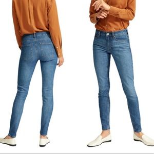 Everlane the mid rise skinny jeans size 25